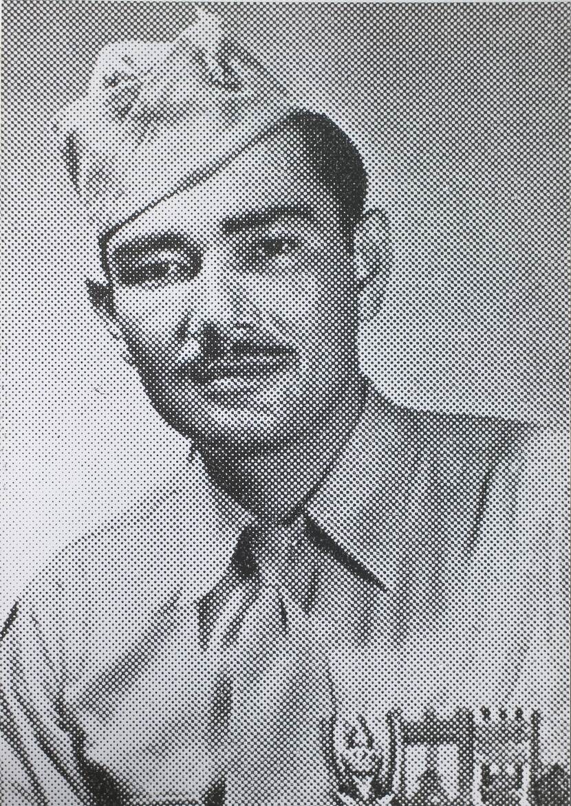 Zwart-wit foto van korporaal der mariniers Giovanni Hakkenberg.